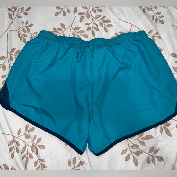 Nike Tempo Drifit Running Shorts - Picture 2 of 4